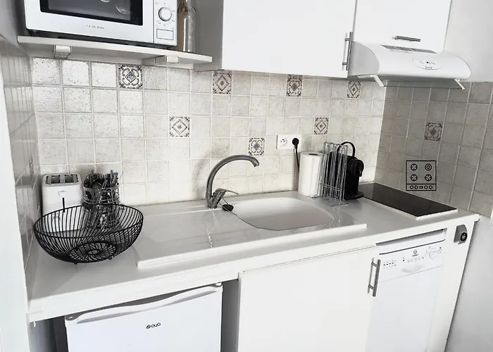 Vue Terrasse à 1min Des Plages *