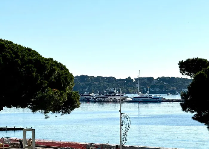 Vue Terrasse à 1min Des Plages